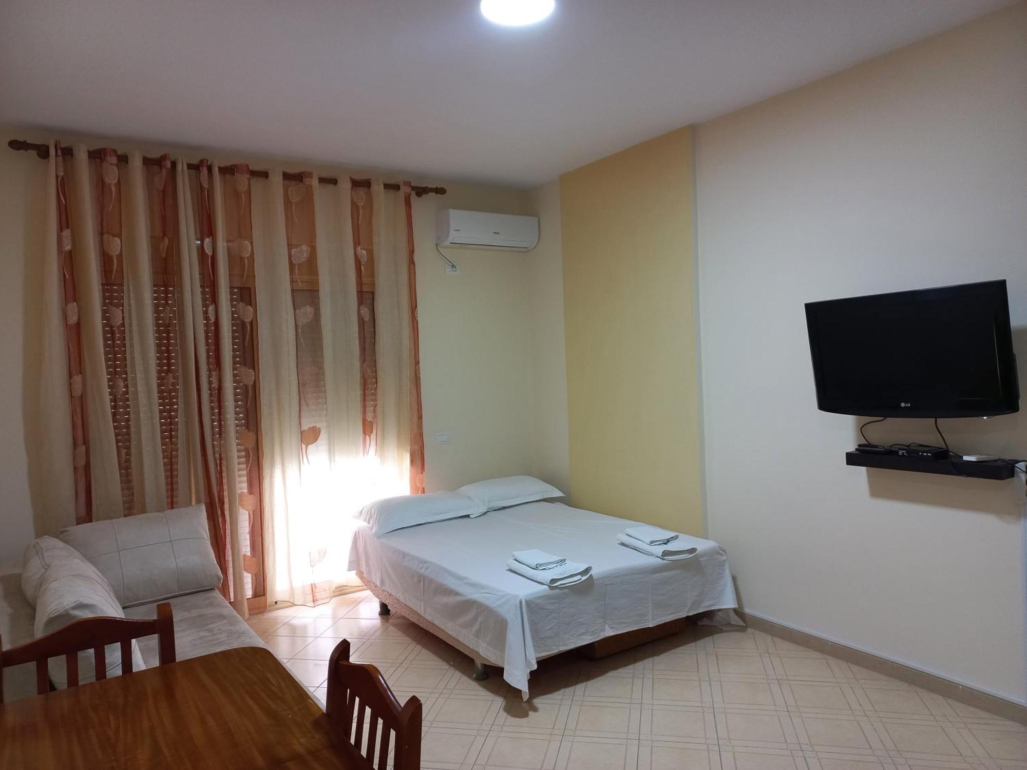 Lungomare Apartament Sea View Vlorë Habitación foto